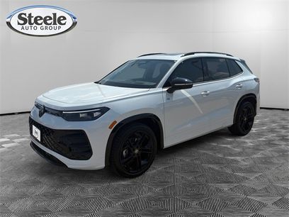 New 2025 Volkswagen Tiguan SE R-Line