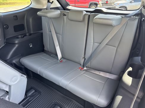 New 2026 Toyota Highlander Limited AWD/4WD image 24