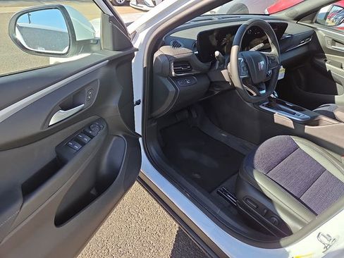 New 2026 Buick Envista Sport Touring w/ Convenience I Package FWD image 9