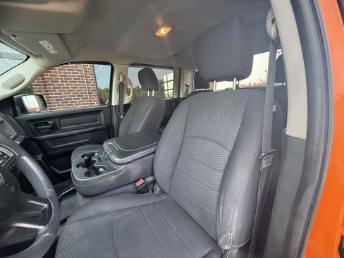 Used 2019 RAM 1500 Express w/ Express Value Package AWD/4WD image 18