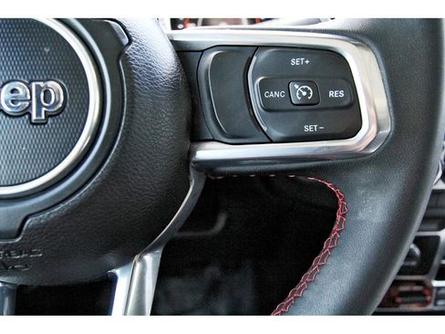 Used 2023 Jeep Gladiator Rubicon image 15