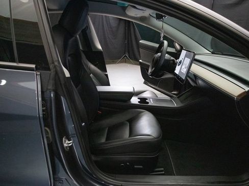 Used 2021 Tesla Model 3 Performance image 15