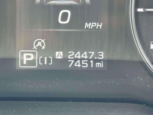 Certified 2025 Subaru Forester Premium AWD/4WD image 20
