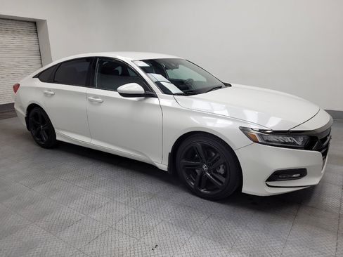 Used 2018 Honda Accord Sport image 11
