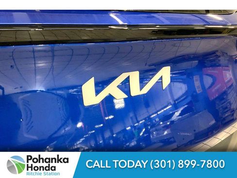 Used 2024 Kia Sportage EX image 32