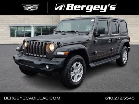 Used 2022 Jeep Wrangler Unlimited Sport image 1