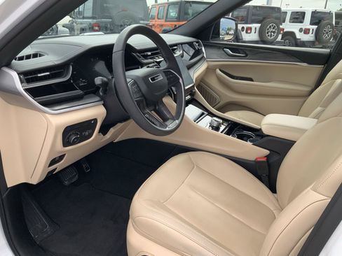 Used 2022 Jeep Grand Cherokee Limited 4xe AWD/4WD image 25