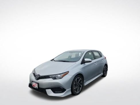 Used 2016 Scion iM FWD image 4