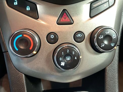 Certified 2015 Chevrolet Sonic LT w/ Wheels and Fog Lamp Package image 15