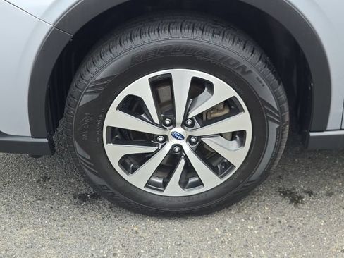 Used 2022 Subaru Outback Premium AWD/4WD image 19