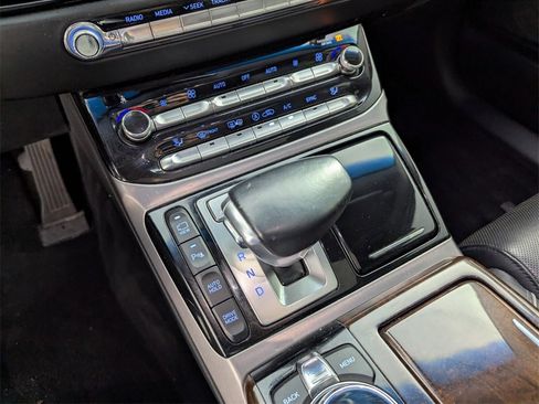 Used 2019 Genesis G90 5.0 Ultimate image 30