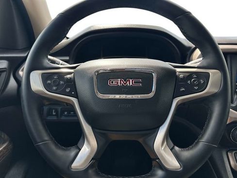 Used 2023 GMC Acadia Denali w/ Denali Technology Package AWD/4WD image 21