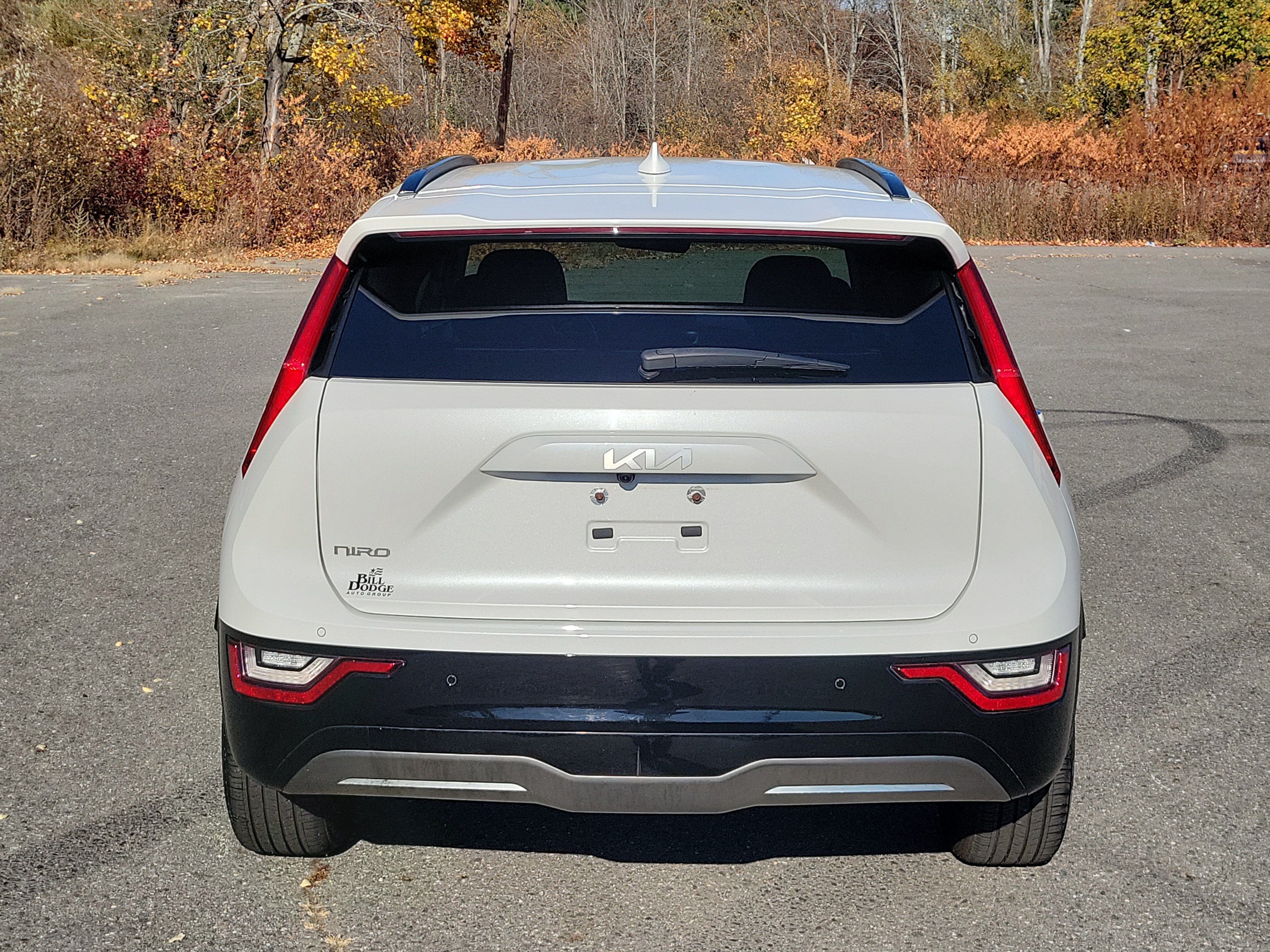 Used 2023 Kia Niro Wave w/ Wave Preserve Package FWD image 6