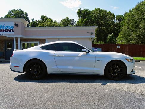 Used 2017 Ford Mustang GT Premium w/ Equipment Group 401A RWD image 10
