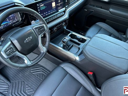 Certified 2025 Chevrolet Silverado 1500 LT Trail Boss w/ Convenience Package II image 10