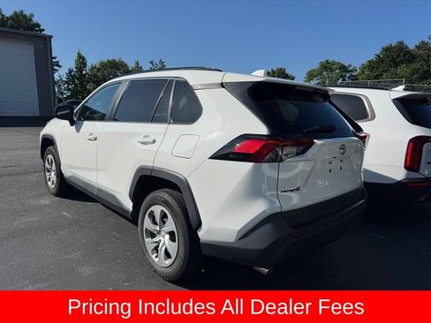Used 2019 Toyota RAV4 LE FWD image 7