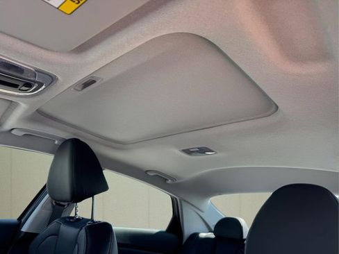 New 2026 Hyundai Elantra Limited FWD image 23