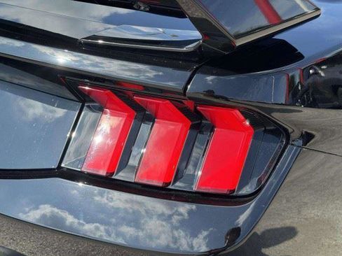 Used 2024 Ford Mustang GT Premium w/ GT Performance Package RWD image 18