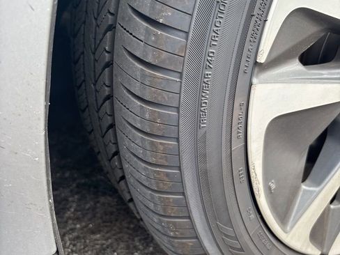 Used 2022 Honda Accord EX-L image 4