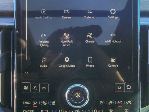 Used 2025 GMC Acadia Denali w/ Super Cruise Package AWD/4WD image 26