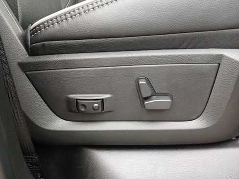 New 2026 RAM 4500 Laramie w/ Laramie Trim Package image 28