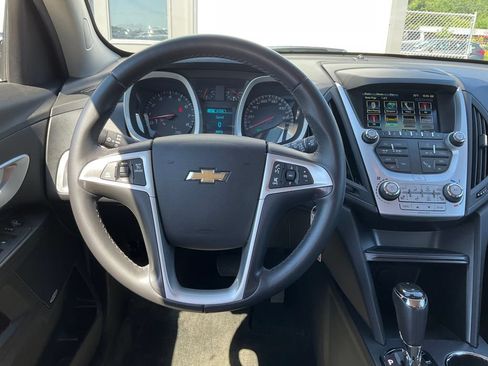 Certified 2017 Chevrolet Equinox LT w/ Convenience Package AWD/4WD image 4