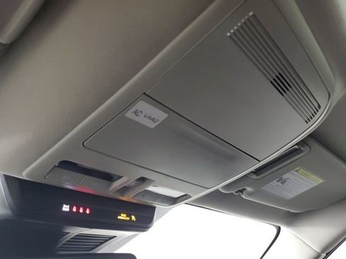 Certified 2025 MAZDA CX-50 AWD 2.5 Hybrid w/ Premium Pkg image 34