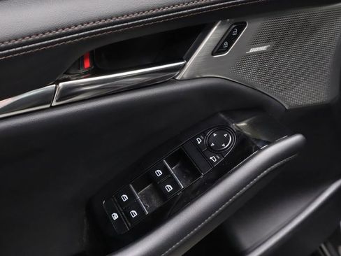 Used 2024 MAZDA MAZDA3 s image 24