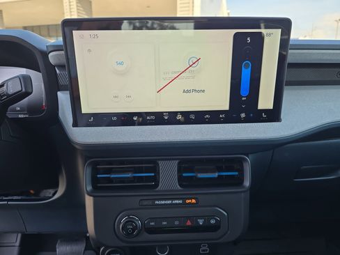 New 2025 Ford Maverick XLT w/ XLT Luxury Package image 16