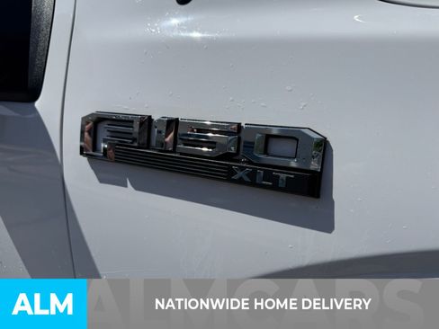 Used 2018 Ford F150 XLT w/ Equipment Group 302A Luxury image 4