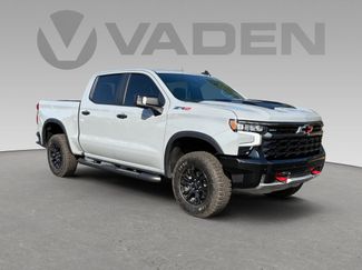 Used 2025 Chevrolet Silverado 1500 ZR2 w/ Technology Package video 1