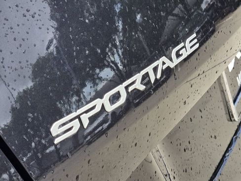 New 2026 Kia Sportage SX FWD image 8
