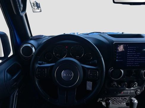 Used 2016 Jeep Wrangler Unlimited Sahara w/ Connectivity Group image 16