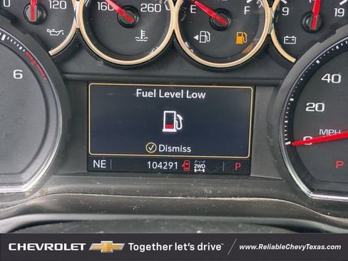 Used 2020 Chevrolet Silverado 1500 LT Trail Boss w/ Convenience Package AWD/4WD image 7