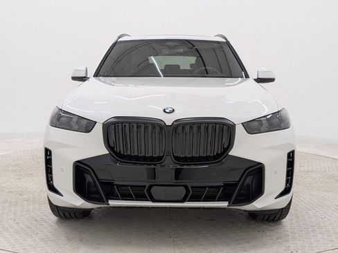New 2026 BMW X5 sDrive40i image 6