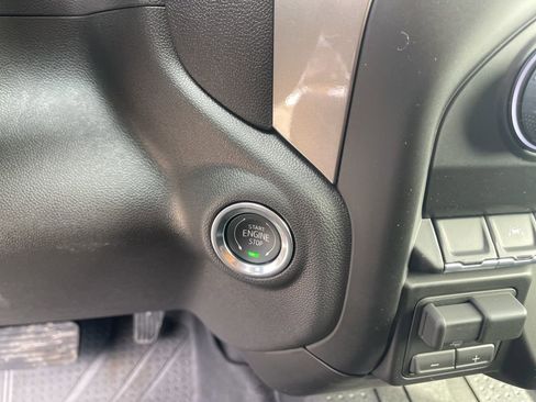 New 2026 Chevrolet Silverado 1500 Custom image 24