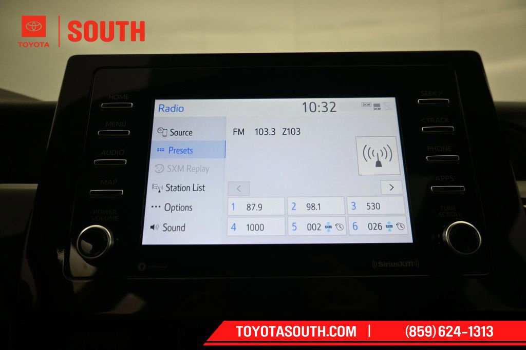 Used 2023 Toyota Camry SE w/ Convenience Package FWD image 15