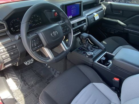 New 2026 Toyota 4Runner TRD Sport AWD/4WD image 18