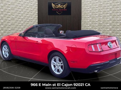 Used 2012 Ford Mustang Convertible image 23