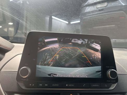 Certified 2024 Nissan Altima 2.5 SR image 19