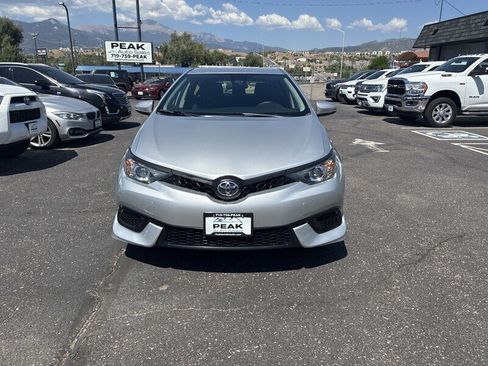 Used 2017 Toyota Corolla iM w/ Carpet Mat Package FWD image 2