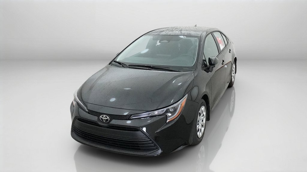 New 2027 Toyota Corolla LE FWD image 3