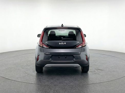 Used 2025 Kia Soul LX w/ LX Technology Package FWD image 7