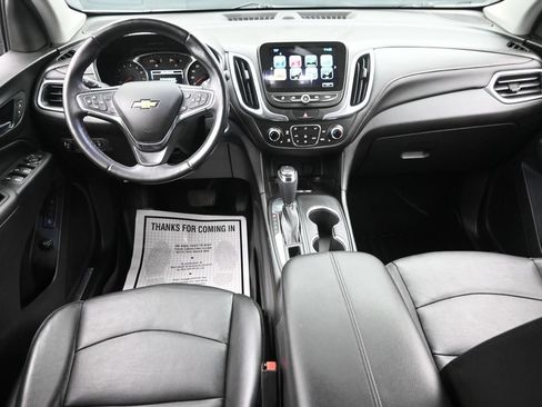 Used 2018 Chevrolet Equinox Premier FWD image 15