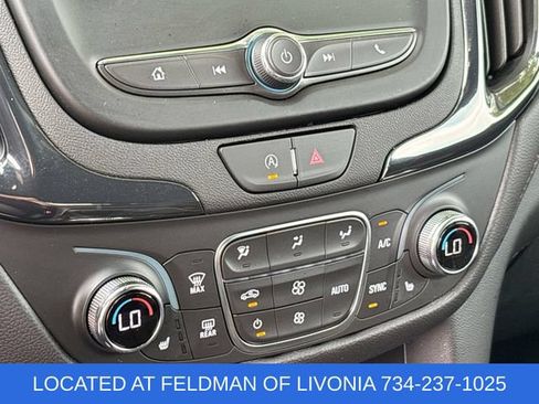 Used 2024 Chevrolet Equinox RS w/ LPO, Floor Liner Package FWD image 17