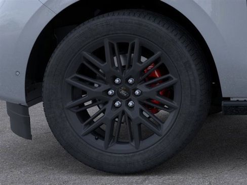 New 2025 Ford Expedition Platinum w/ Stealth Performance Package image 19