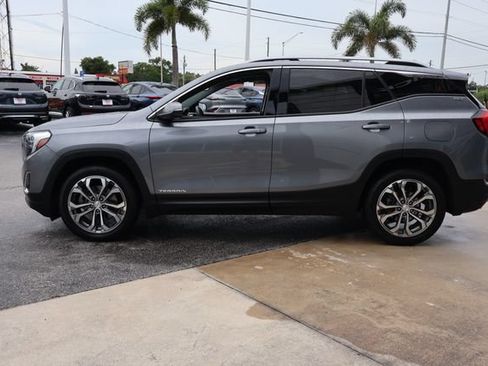 Used 2020 GMC Terrain SLT w/ Preferred Package FWD image 5