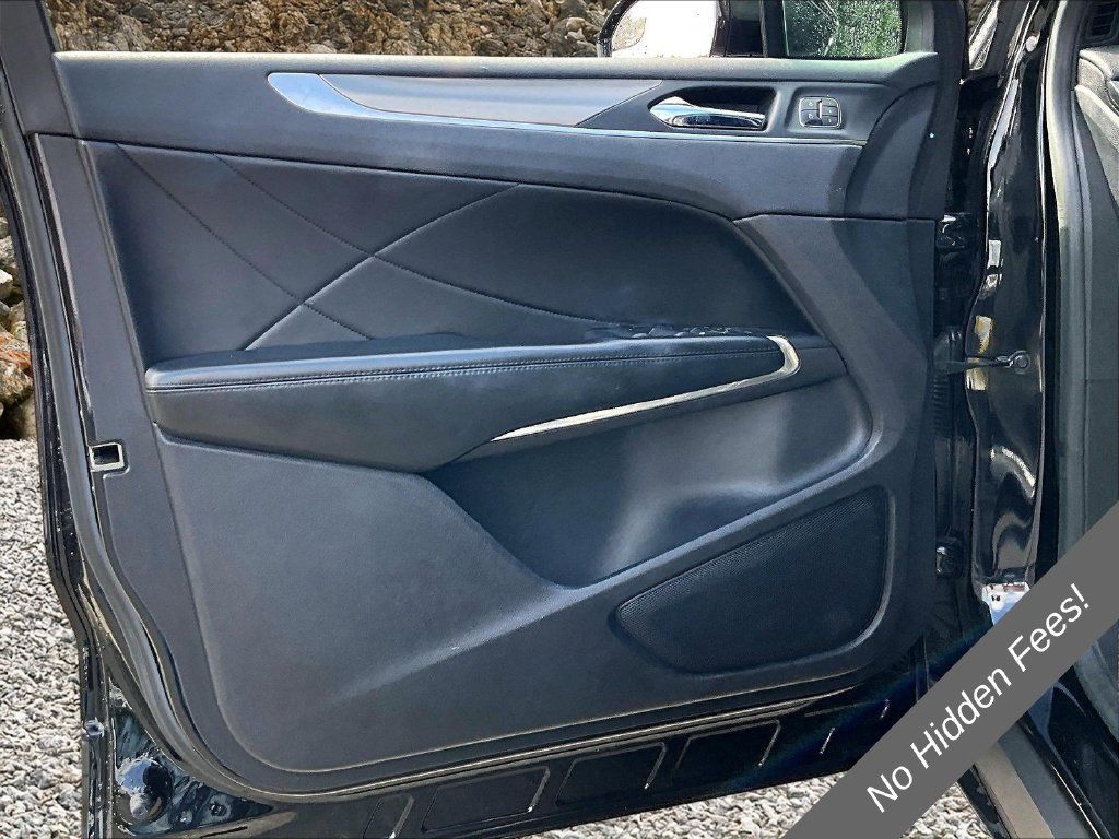Used 2019 Lincoln MKC Premiere AWD/4WD image 16