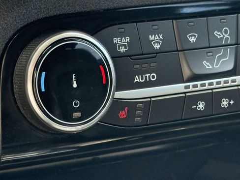 Used 2022 Ford Escape SEL FWD image 20