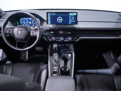 Used 2025 Honda Accord Sport image 13